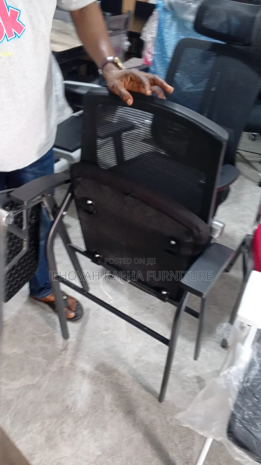 Foldable Visitors Chair