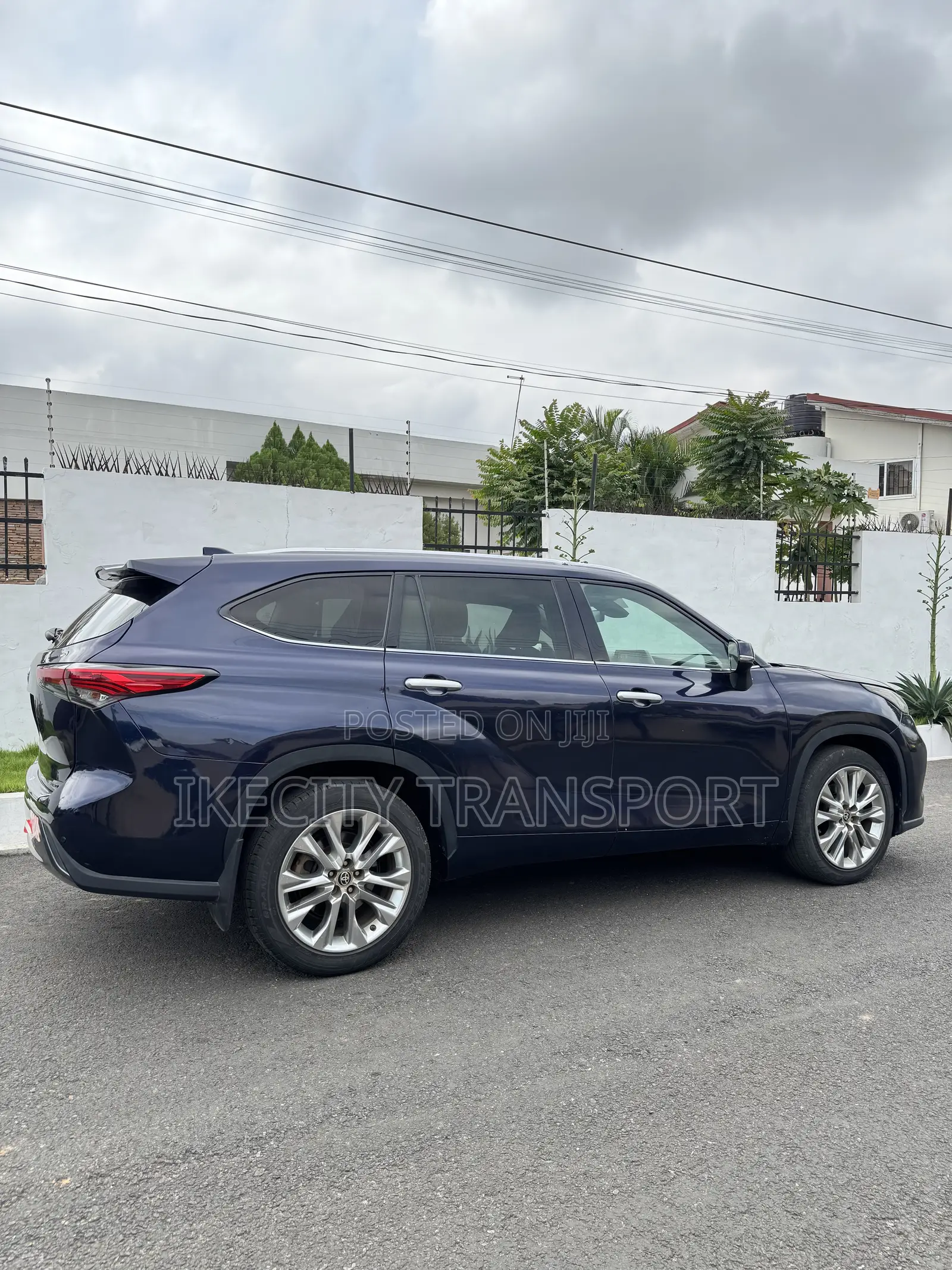 Toyota Highlander Limited AWD 2020 Blue