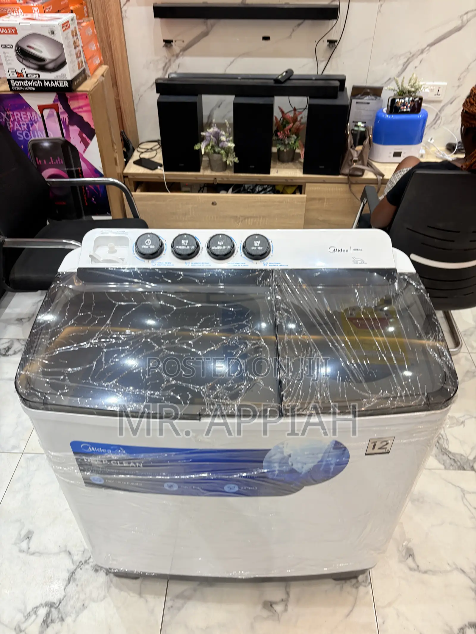 Efficient and Adorable Midea 12kg Twin Tub Washing Machine(Semi-Auto)