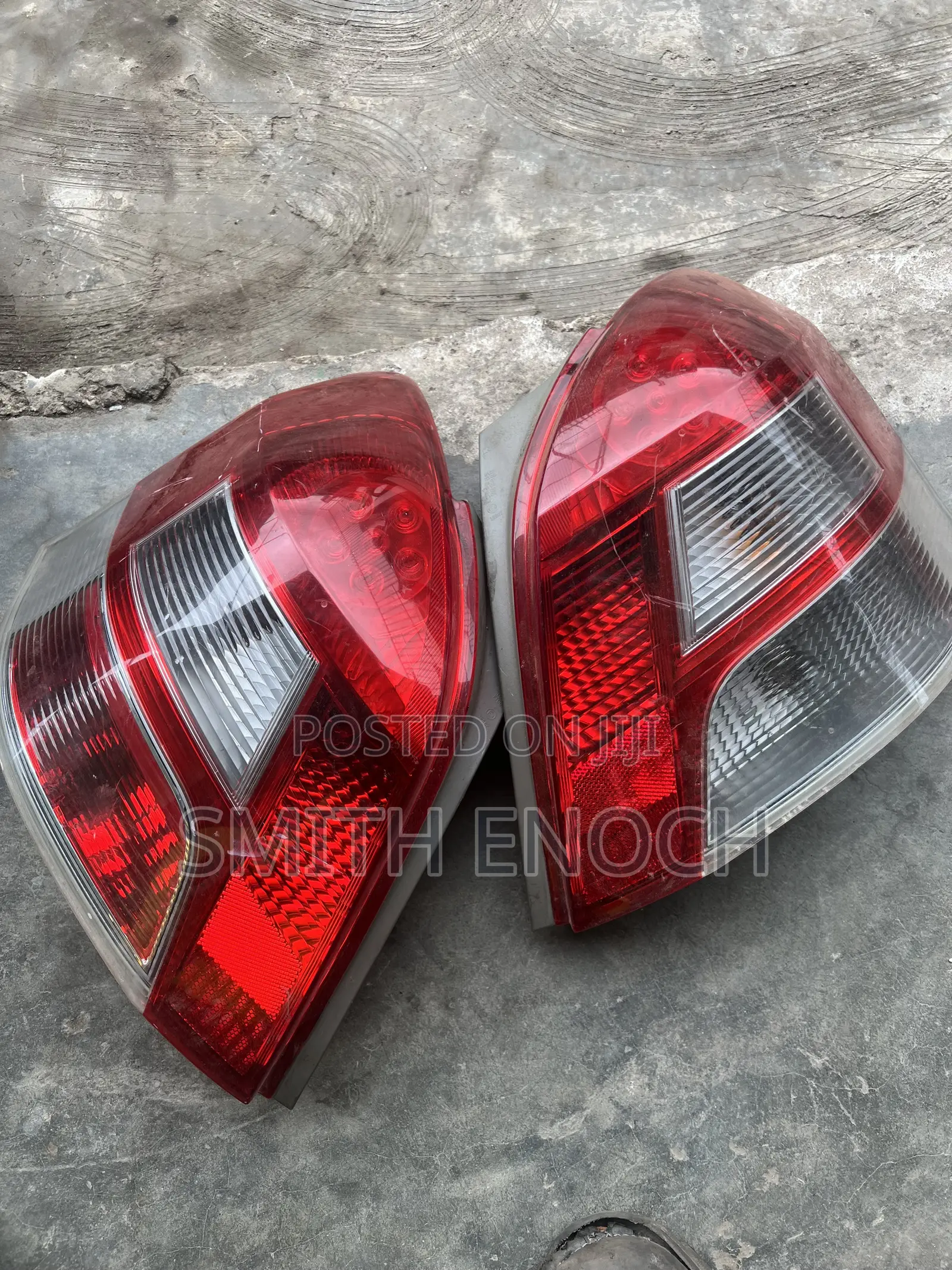 Toyota Vitz Taillights