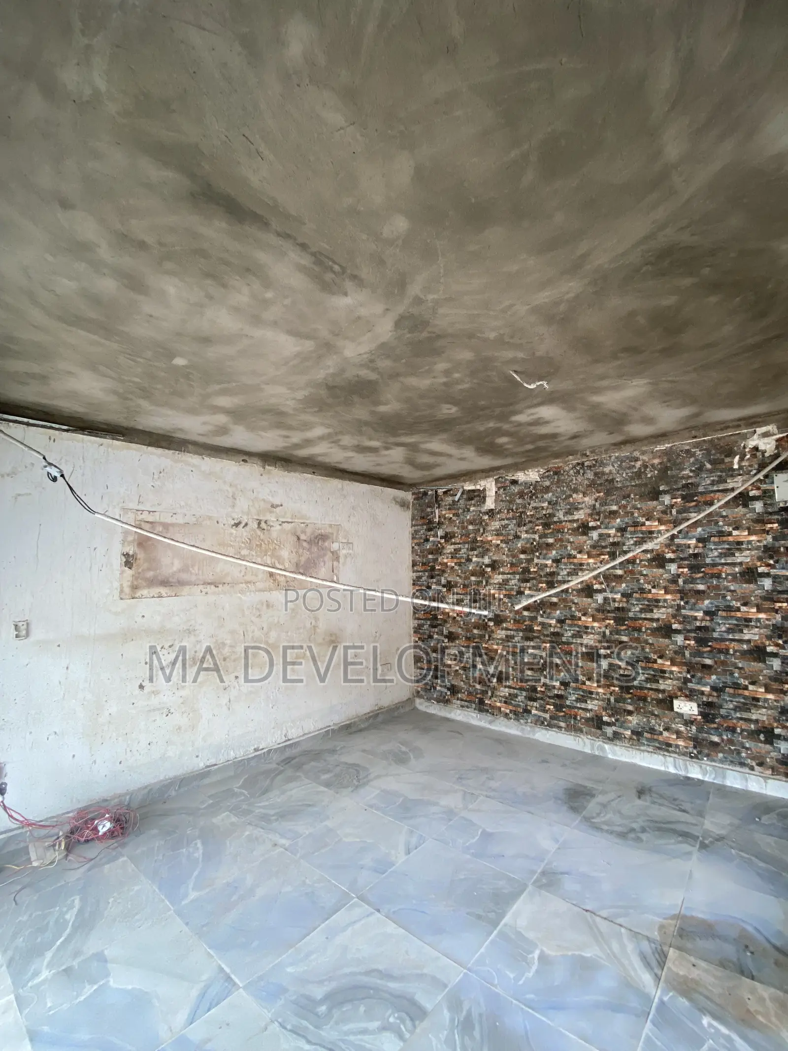 Shop for Rent at Chantain