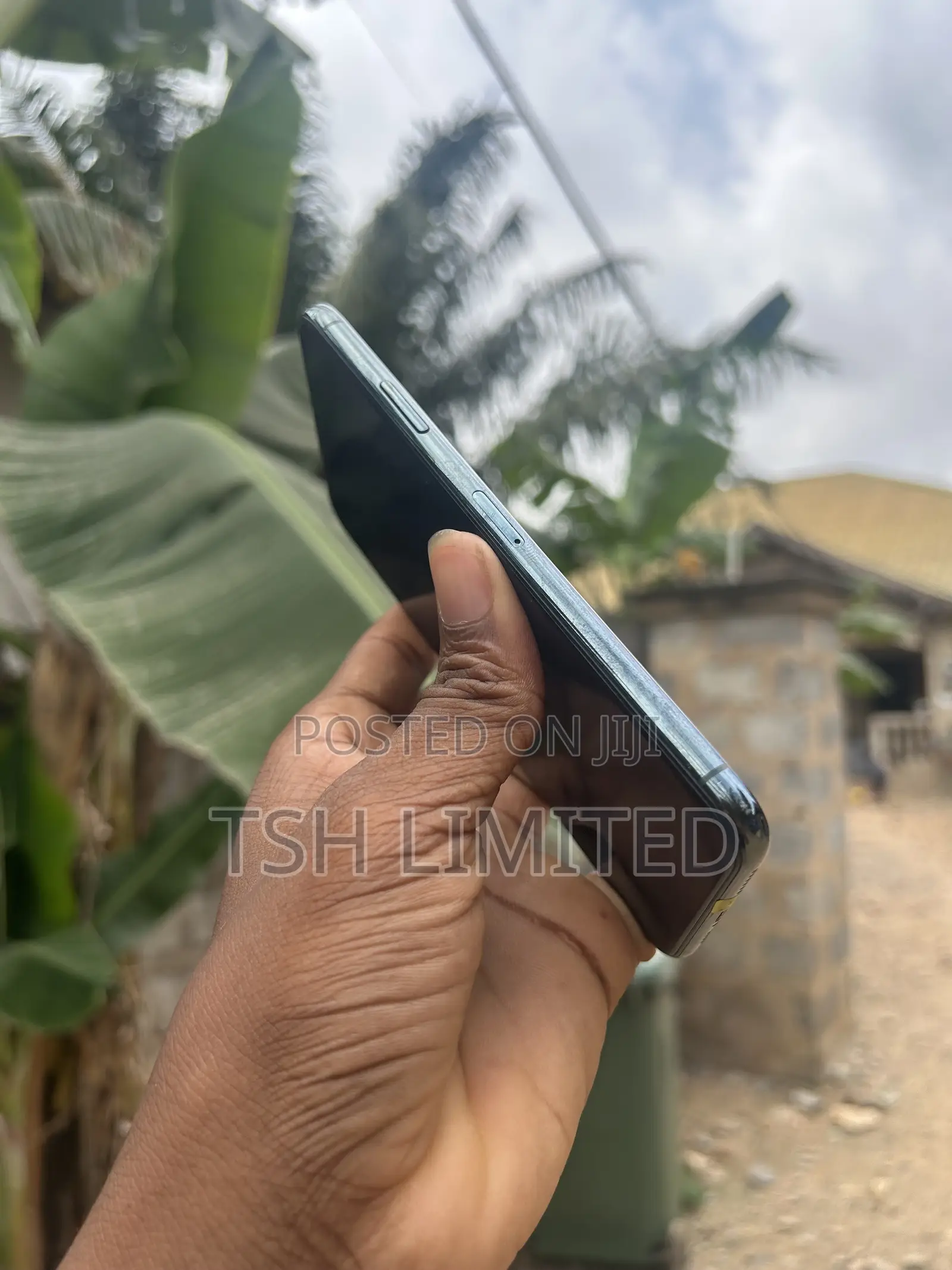 Apple iPhone 11 Pro Max 64 GB Green