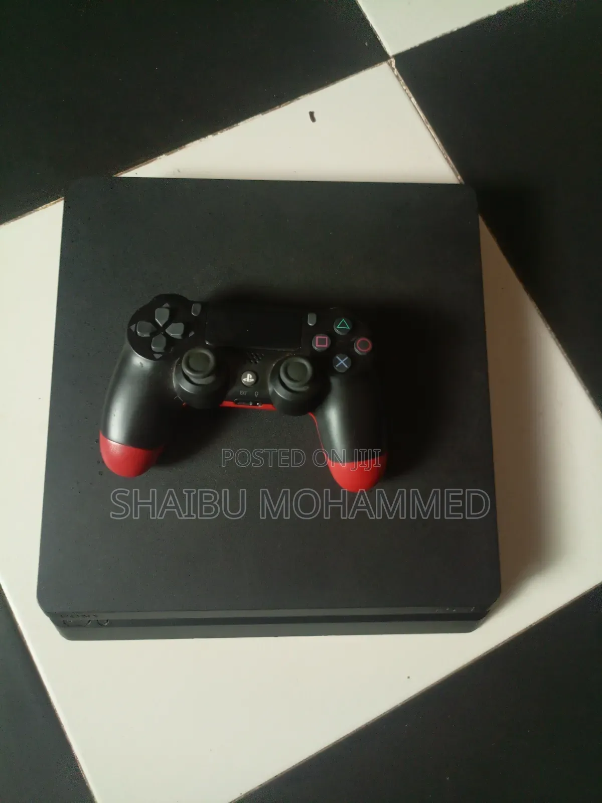 Ps4 Slim ( 7 Online and Offline Games)
