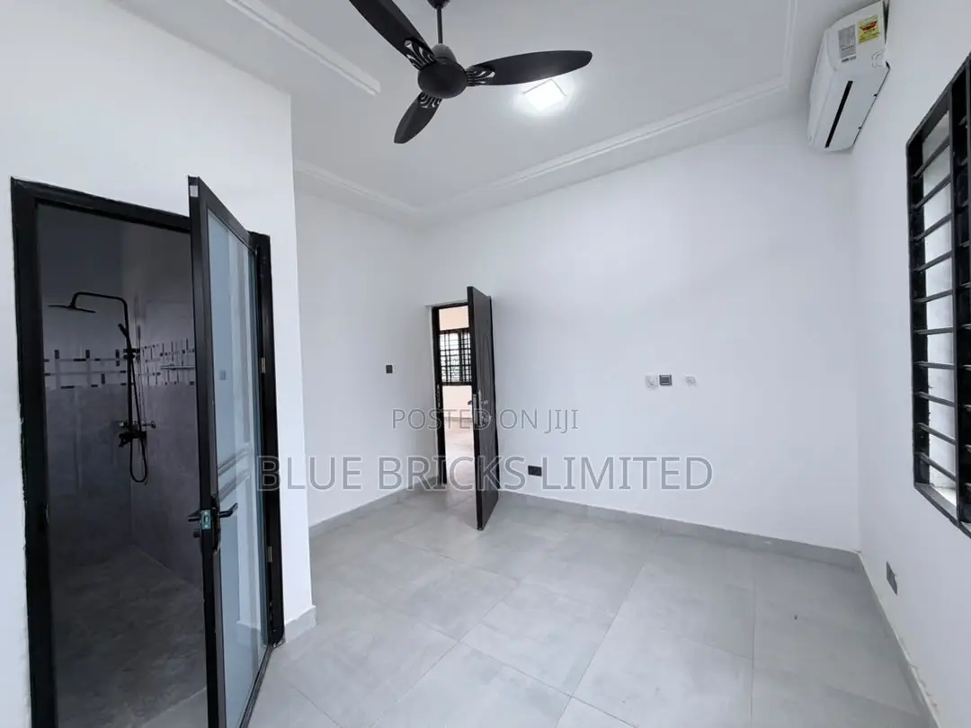 2bdrm Apartment in Ashaley Botwe, Nmai-Dzorn for rent