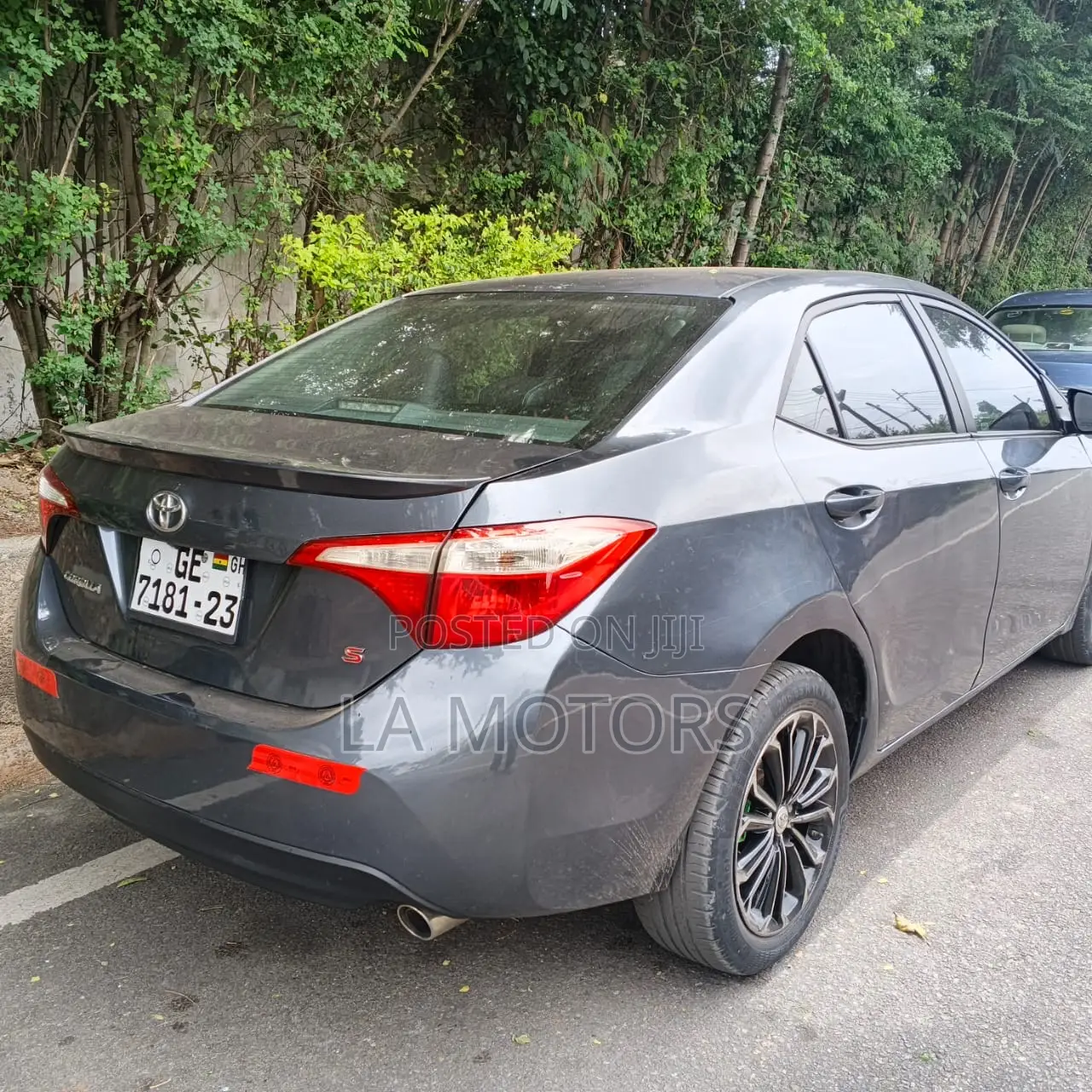 Toyota Corolla 2016 Gray