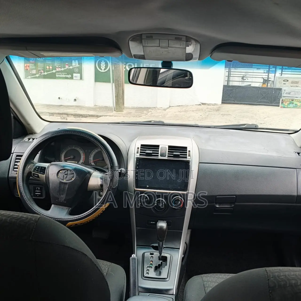 Toyota Corolla 2012 Silver