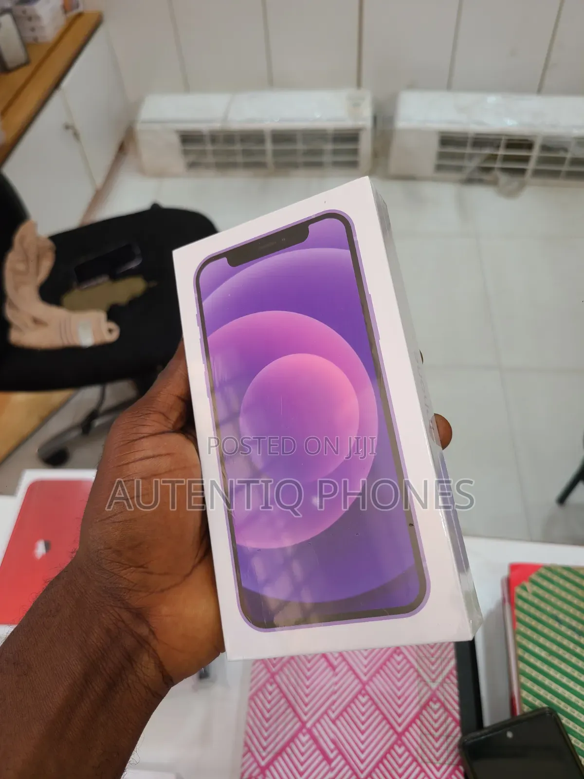 New Apple iPhone 12 128 GB Purple