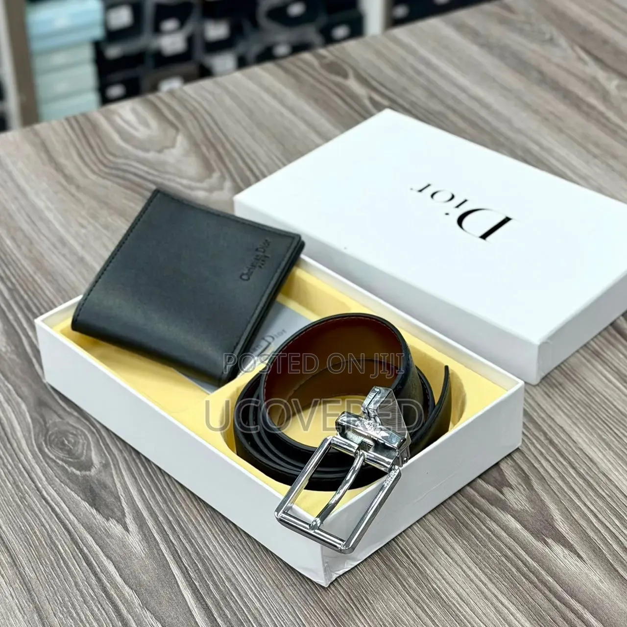 Gift Sets Feature Luxury-Style Belts and Wallets