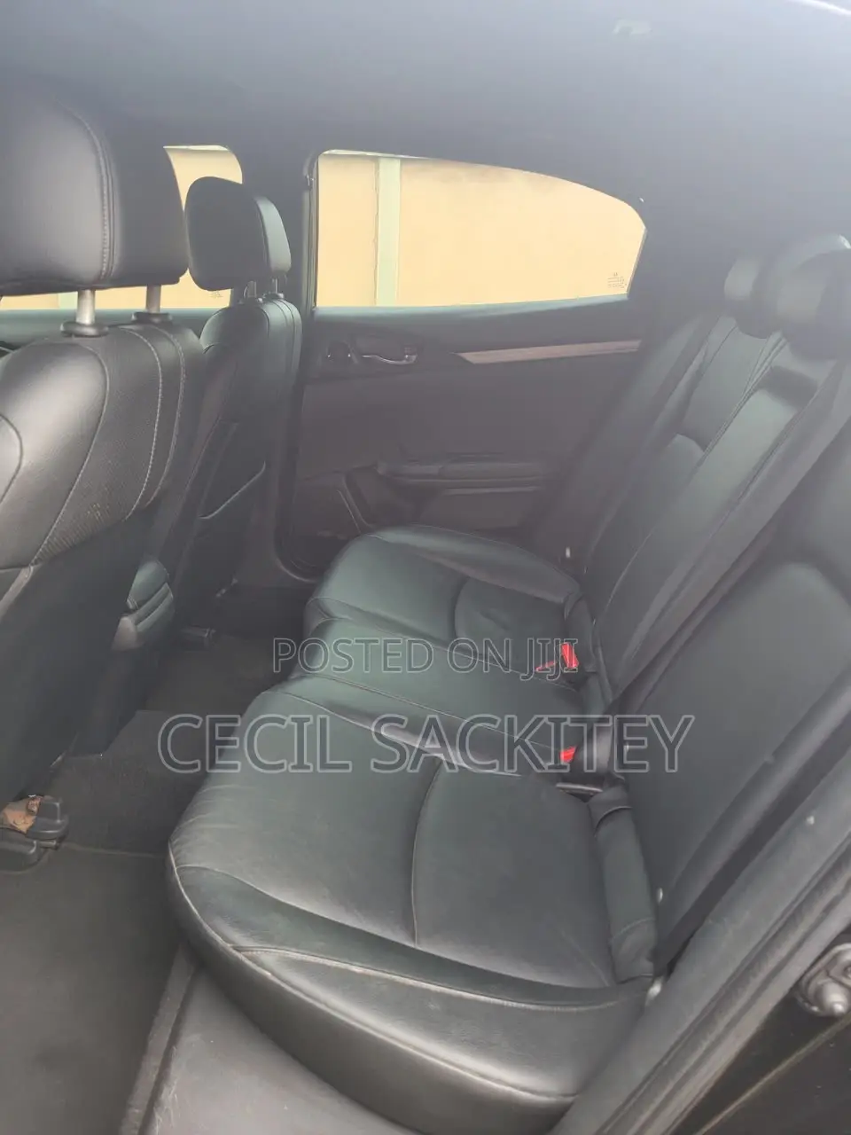 Honda Civic EX Hatchback 2018 Black