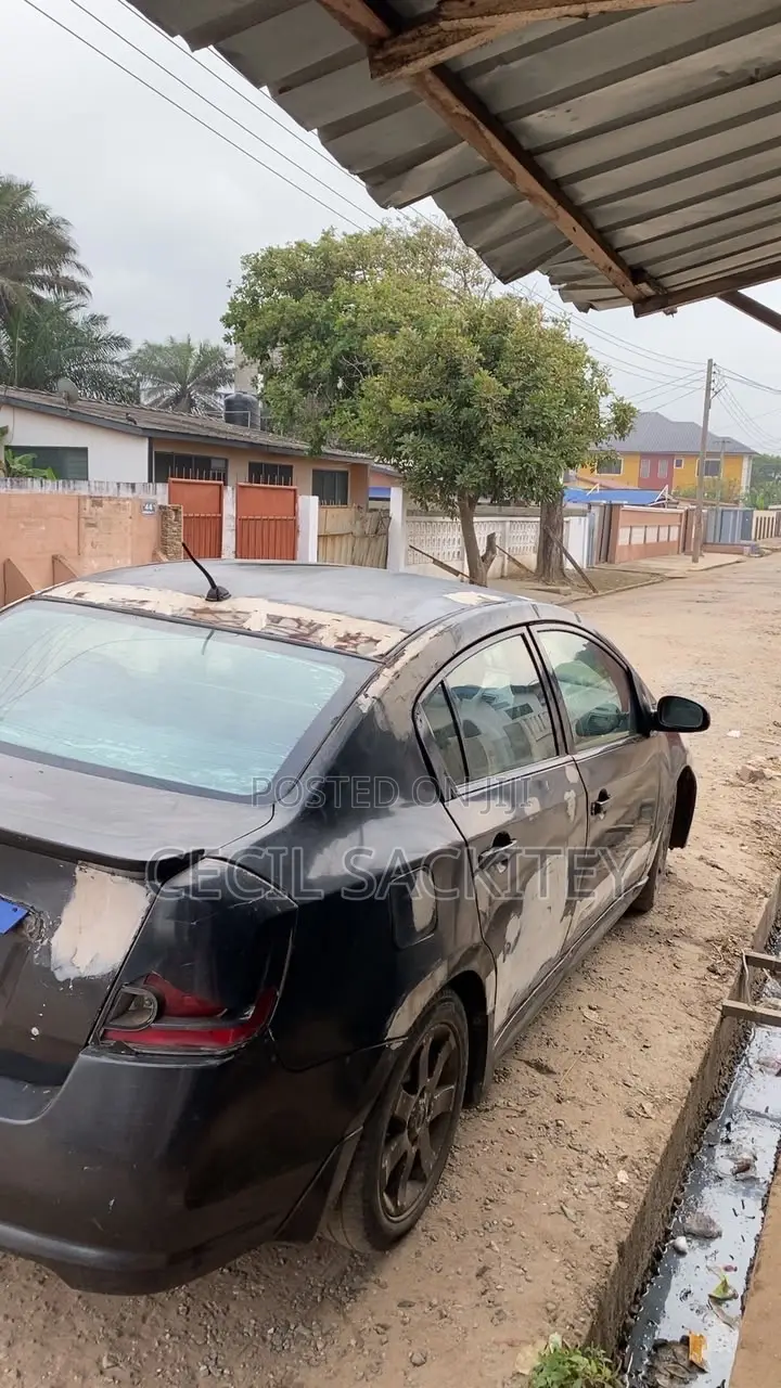 Nissan Sentra 2.0 2010 Black