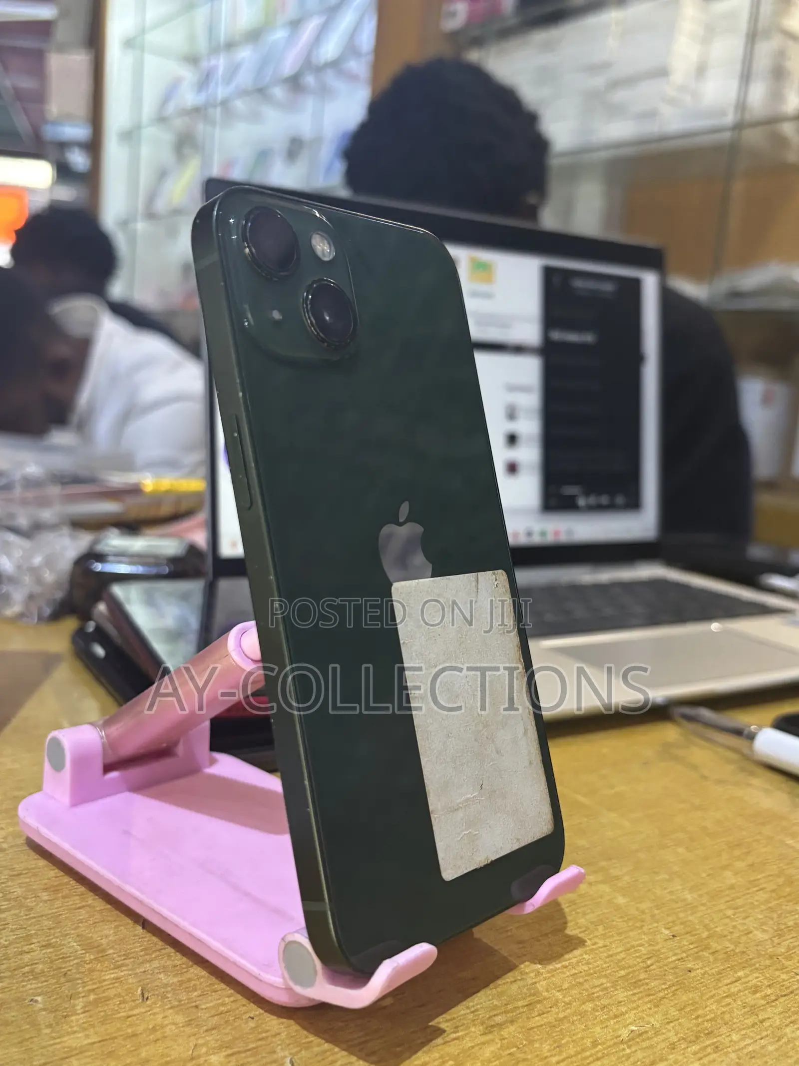 Apple iPhone 13 128 GB Green