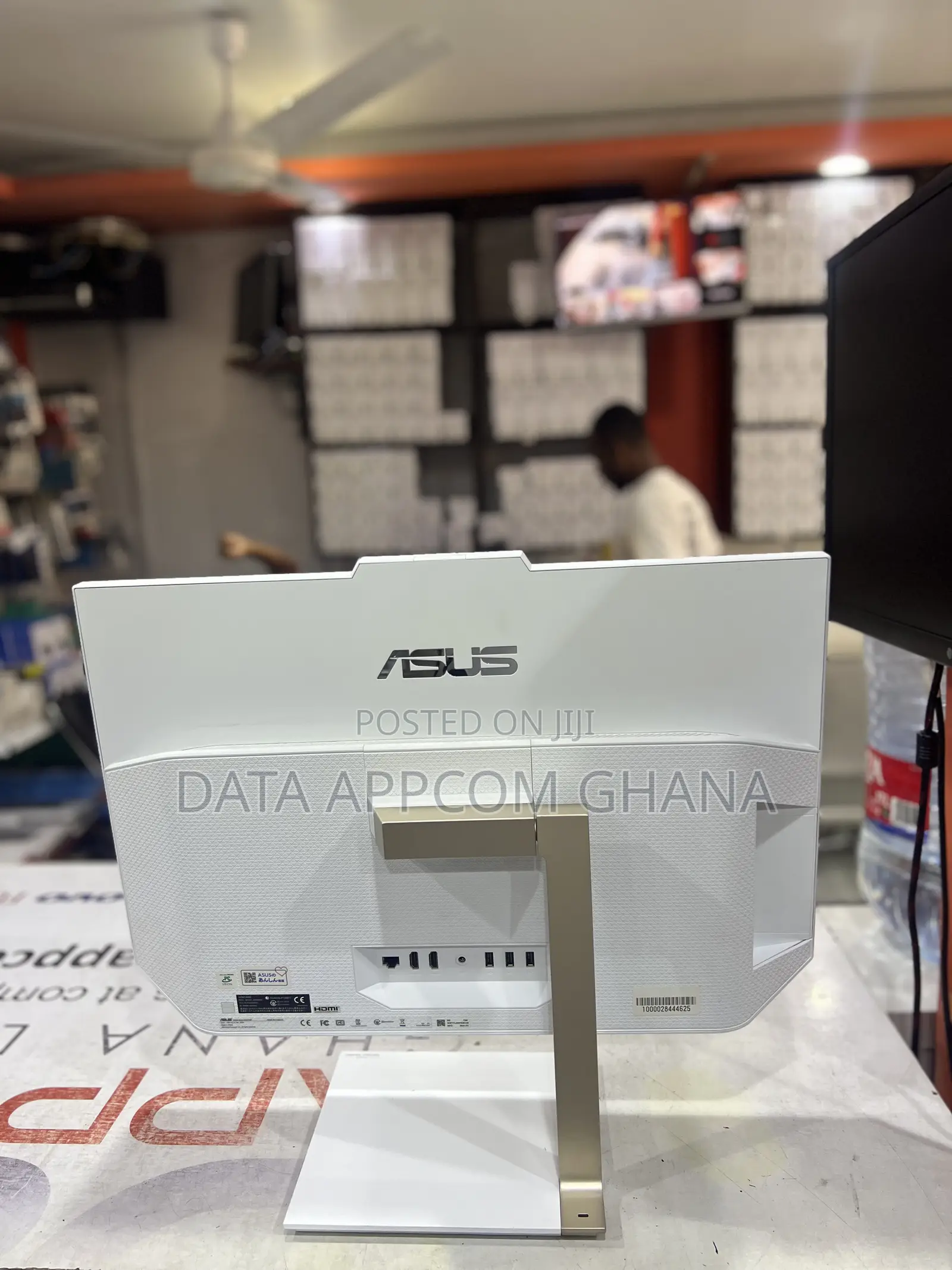 Desktop Computer Asus Zen AiO Pro Z240IE 8GB Intel Core i3 SSD 256GB