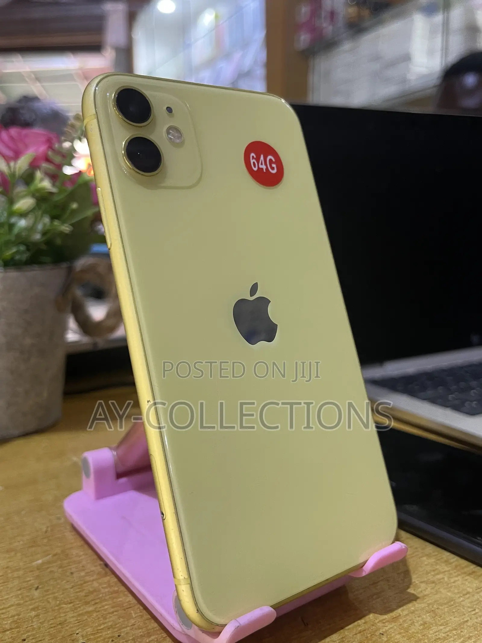 Apple iPhone 11 64 GB Yellow