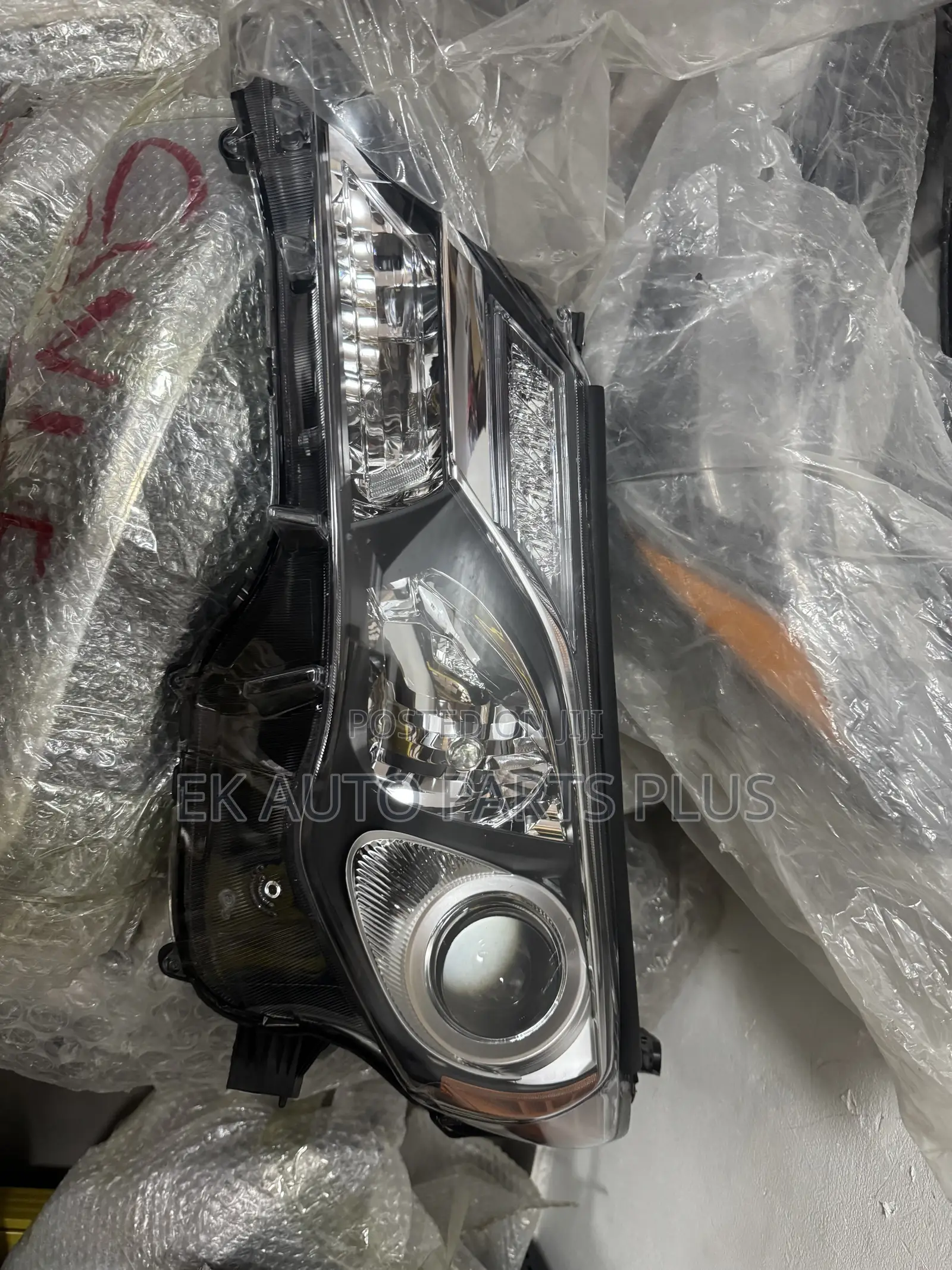 Toyota RAV4 Headlight 2013 2014 2015