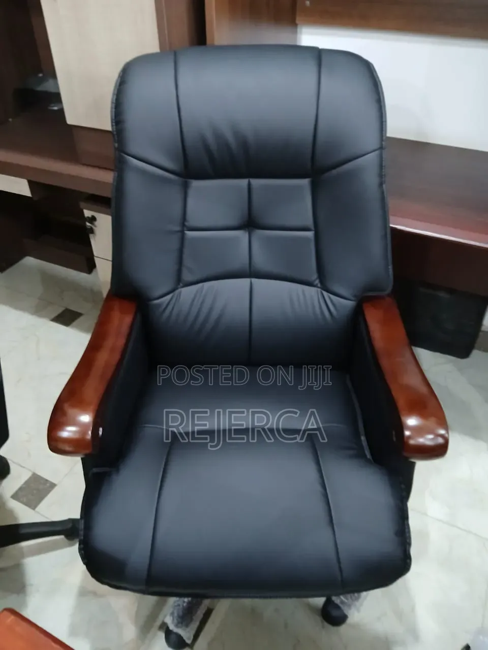 Executive Office Swivel Chair