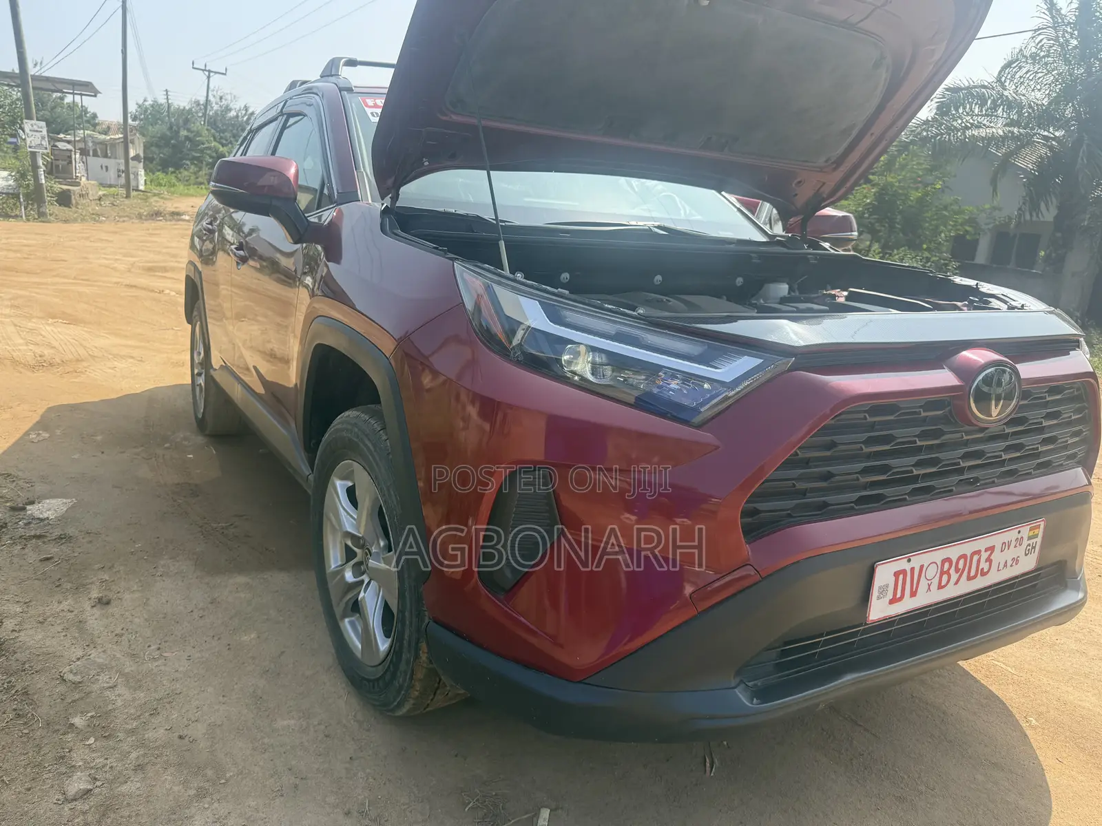 Toyota RAV4 XLE Premium AWD 2023 Red