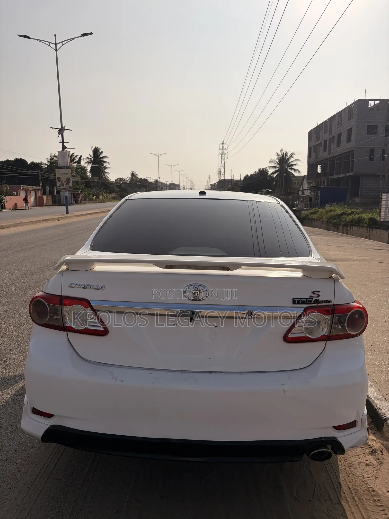 Toyota Corolla S 4dr Sedan (1.8L 4cyl CVT) 2016 White