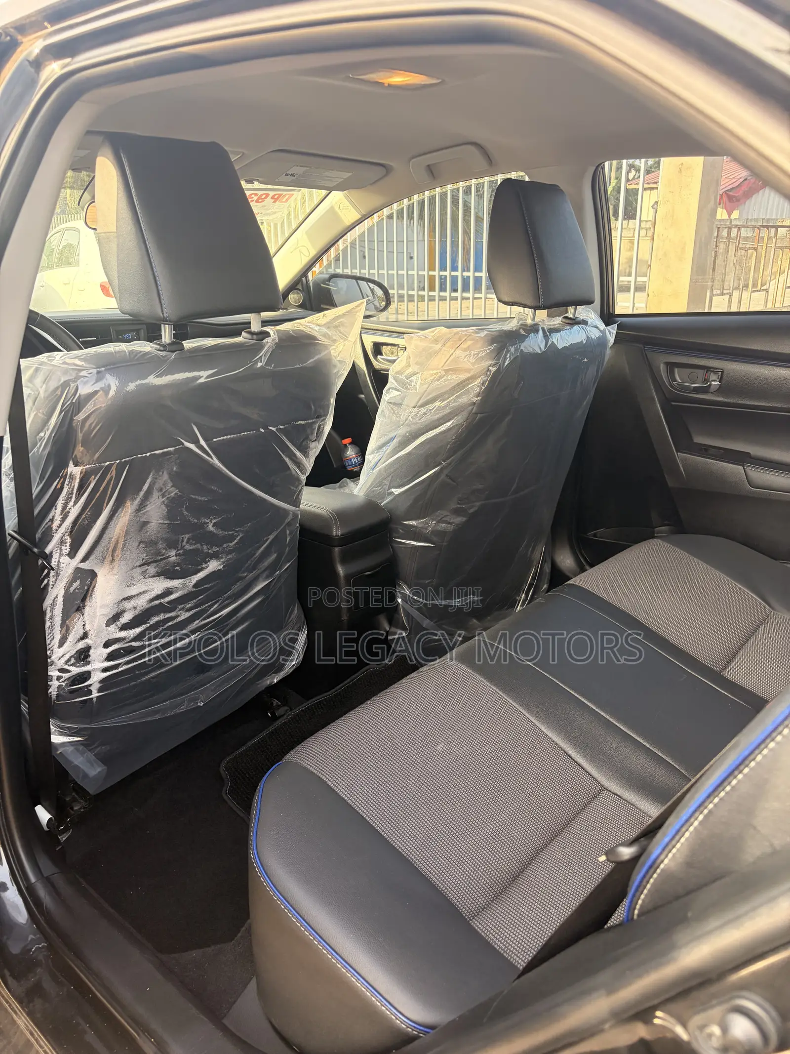 Toyota Corolla S 4dr Sedan (1.8L 4cyl CVT) 2016 Black
