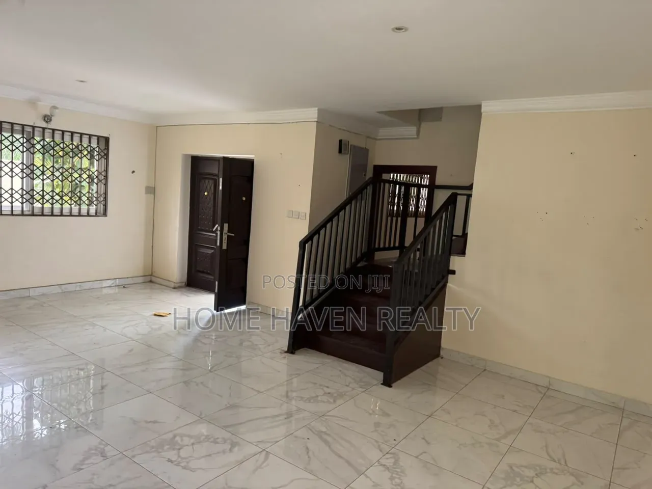 4bdrm House in Cantonment, Prisons for rent