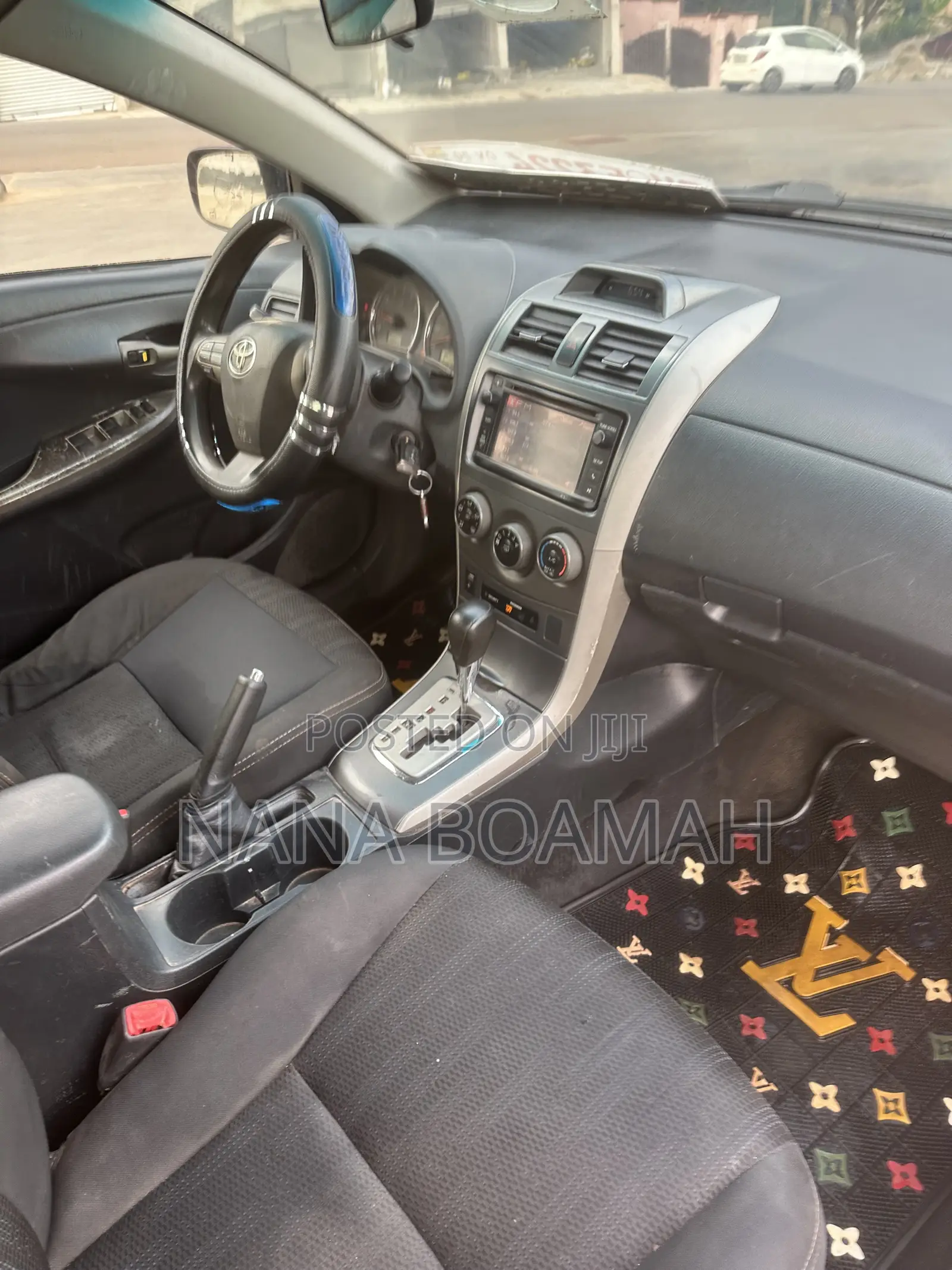 Toyota Corolla 2013 Red