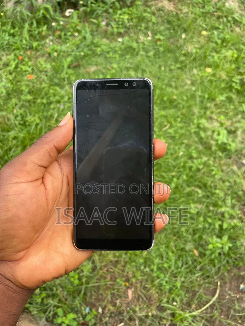 Samsung Galaxy A8 32 GB Black