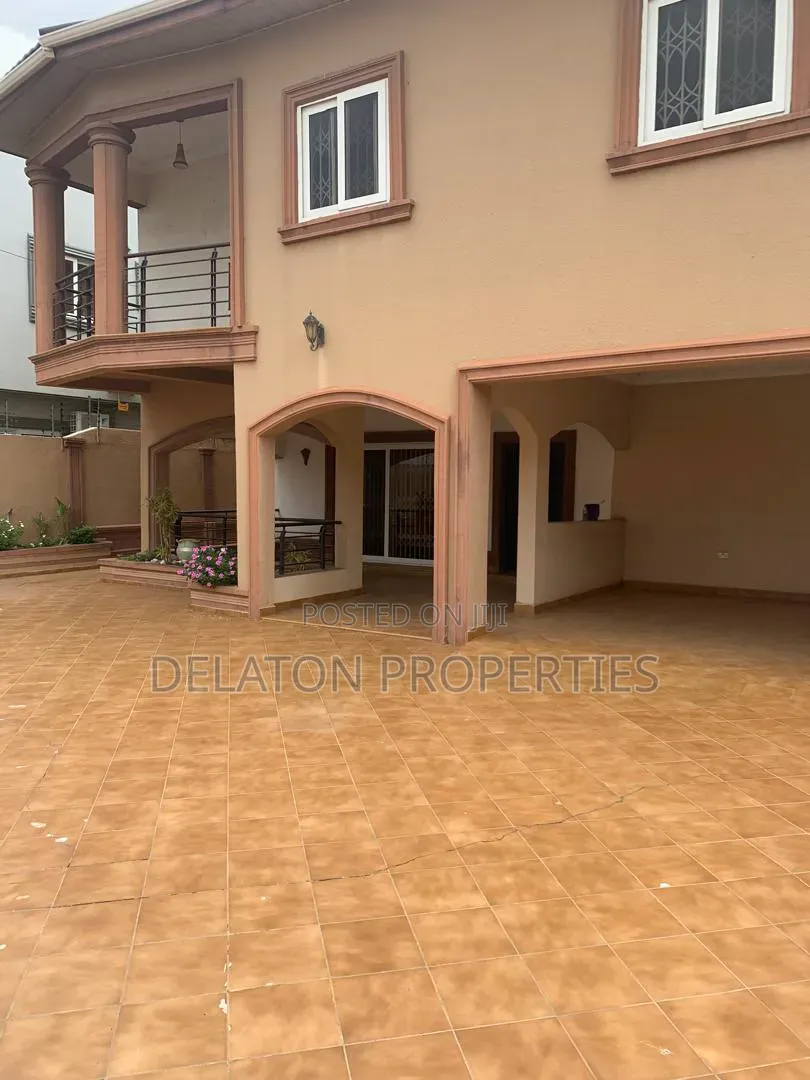 4bdrm House in Airport Residential Area for rent