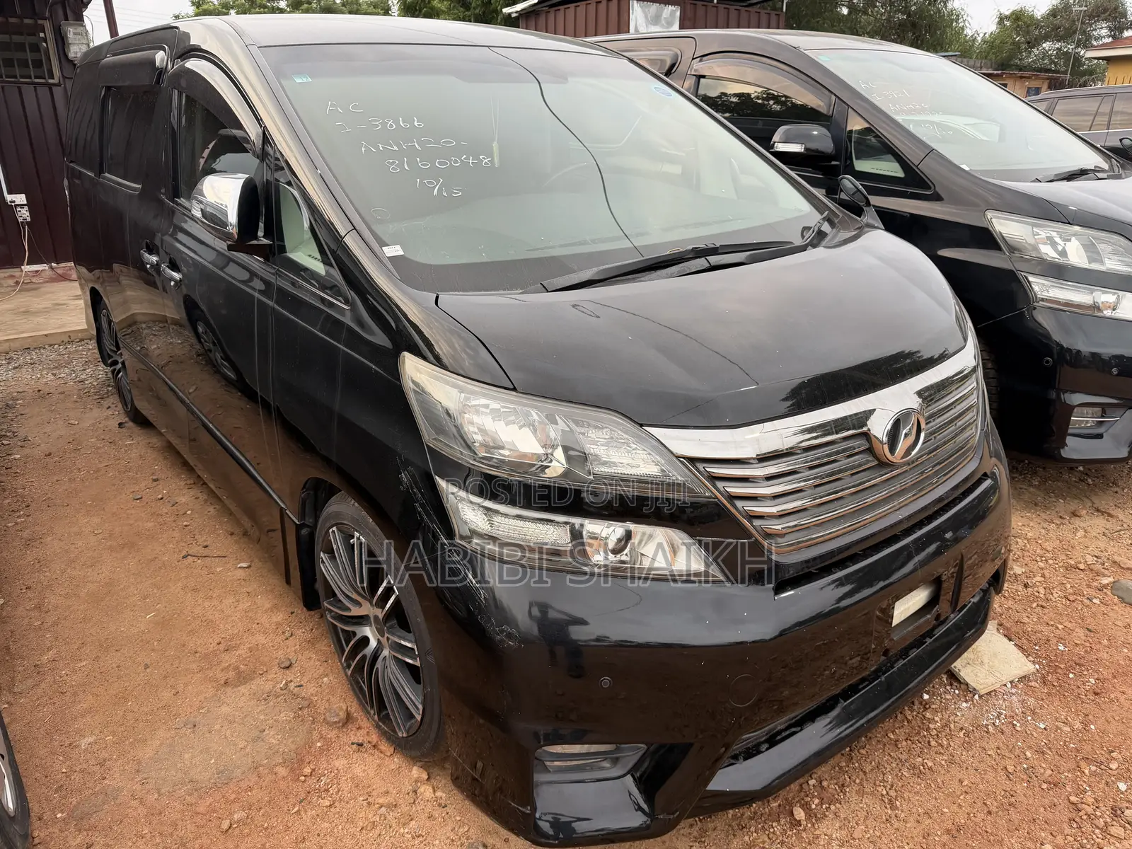 Toyota Vellfire V 2.4 FWD 7-Seater 2011 Black