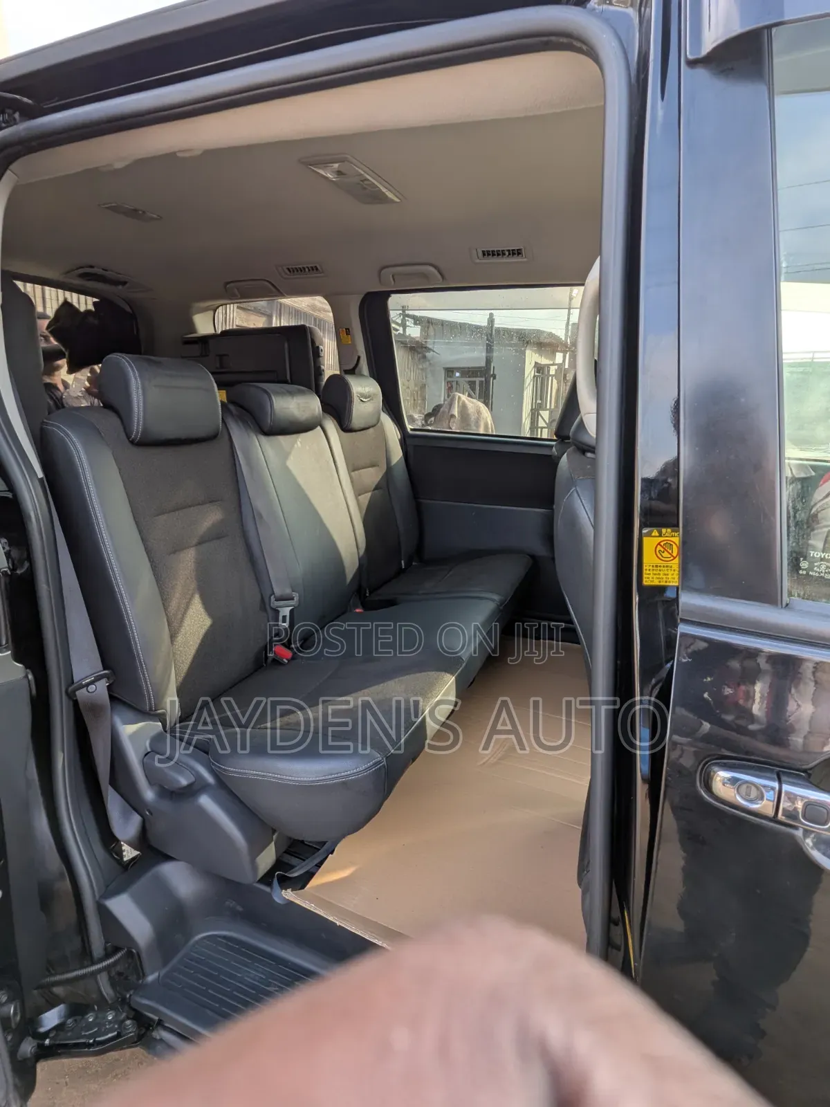 Toyota Voxy 2013 Black
