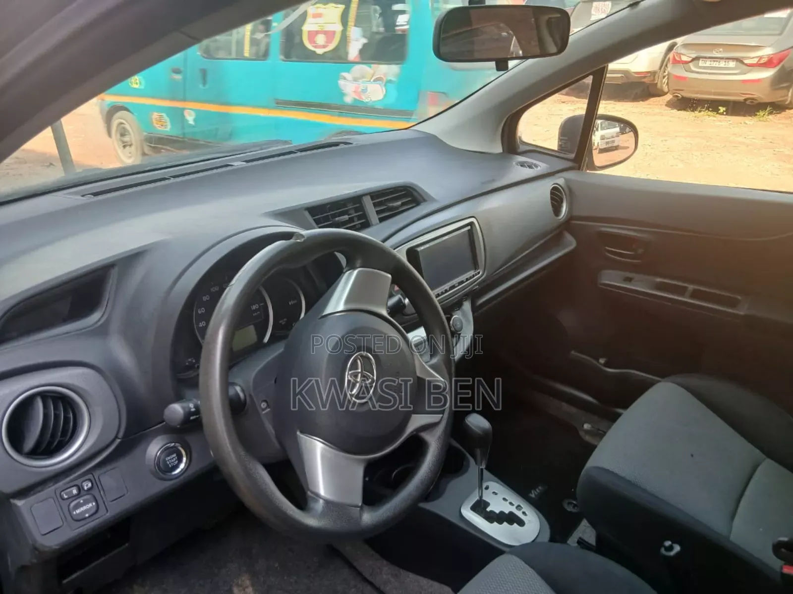 Toyota Vitz 2013 Black