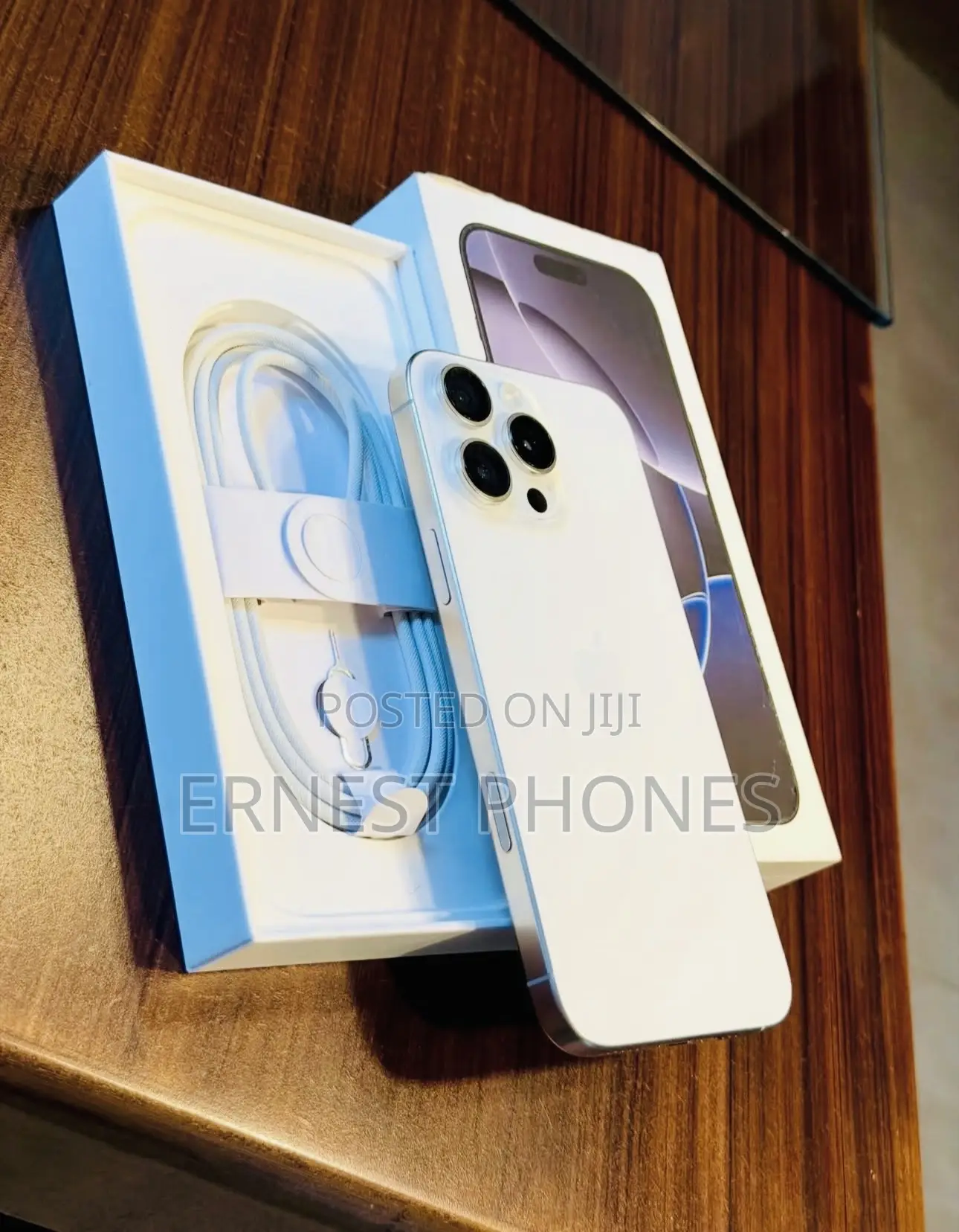 New Apple iPhone 16 Pro Max 1 TB Gold