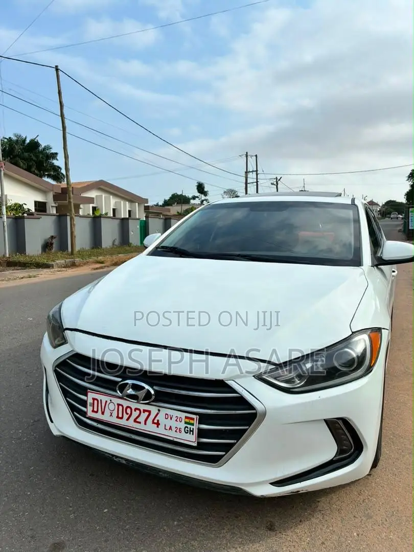 Hyundai Elantra 2018 White