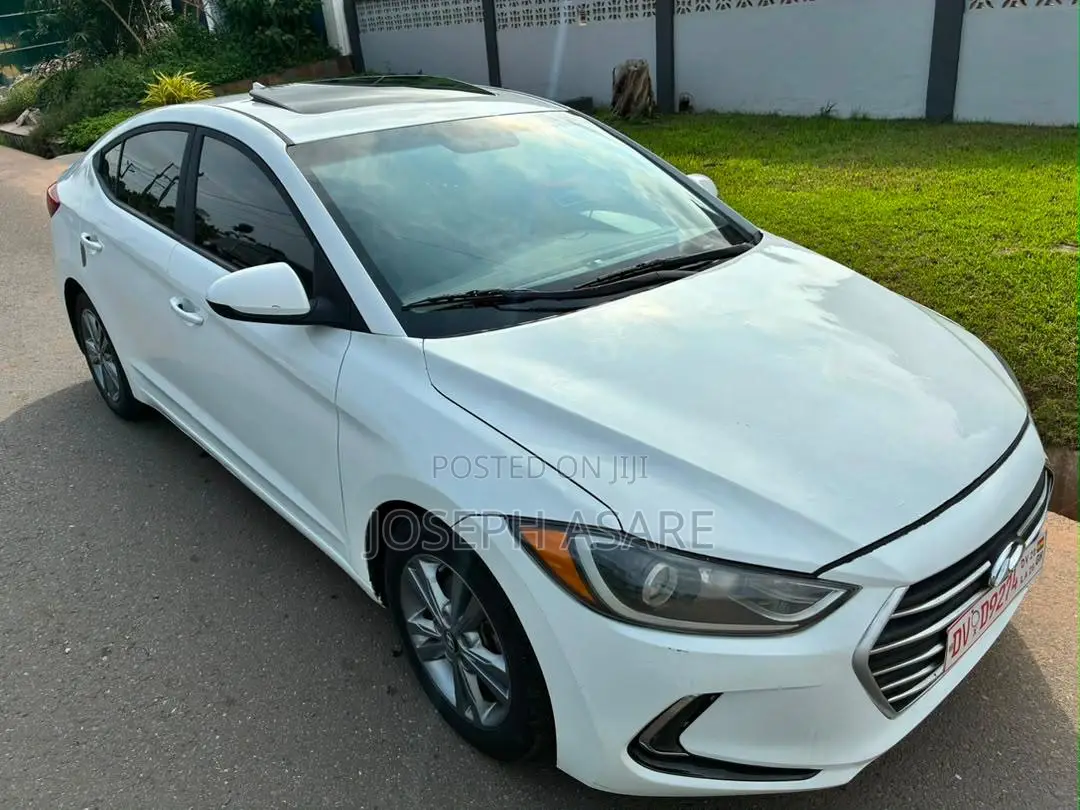 Hyundai Elantra 2018 White