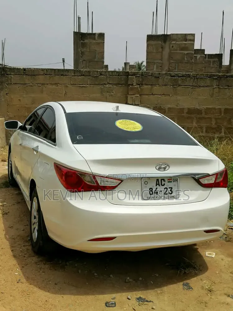 Hyundai Sonata 2012 White
