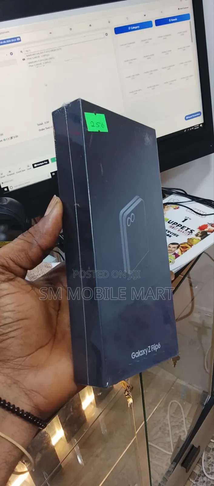 New Samsung Galaxy Z Flip6 256 GB White