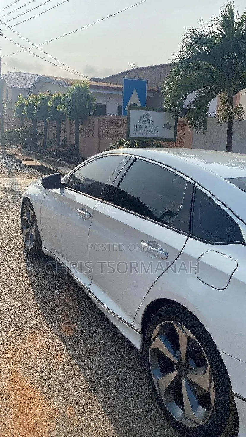 Honda Accord 2019 White