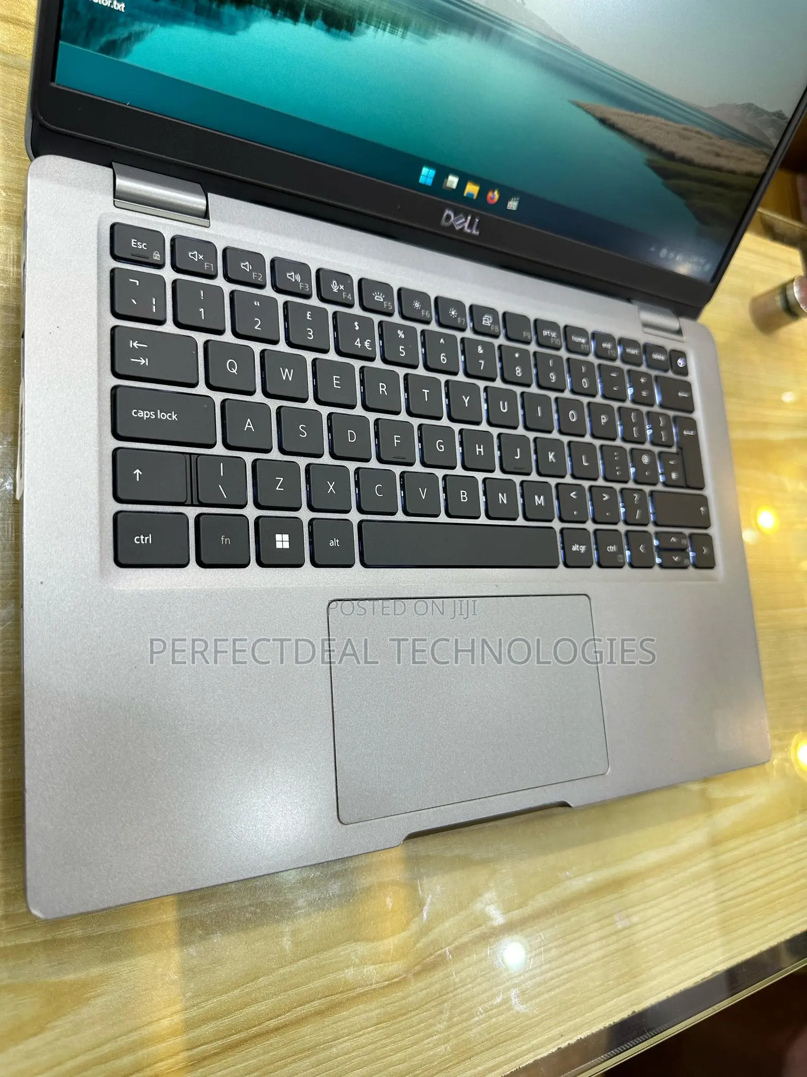 New Laptop Dell Latitude 5320 16GB Intel Core i5 SSD 512GB