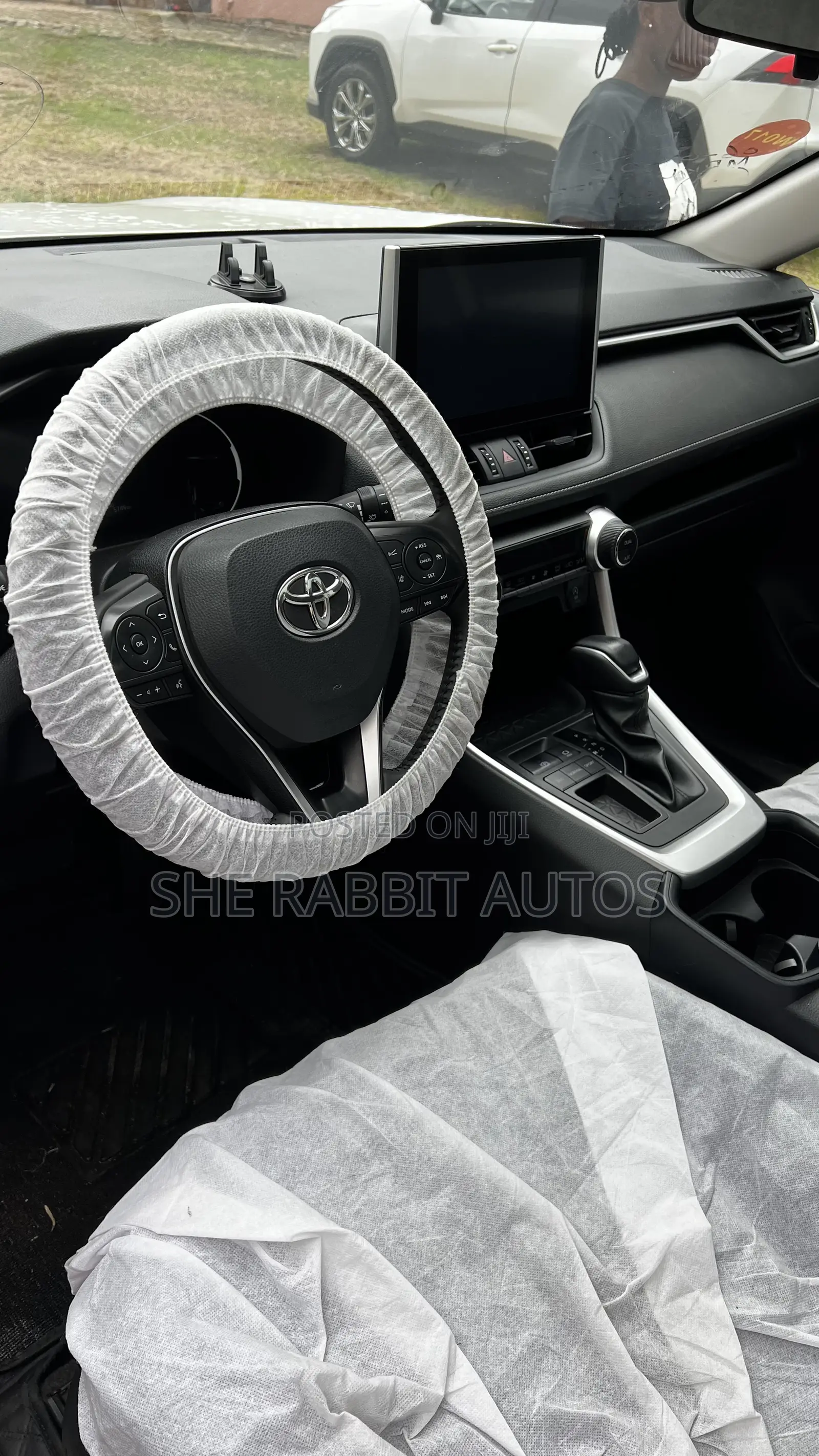 Toyota RAV4 2023 White