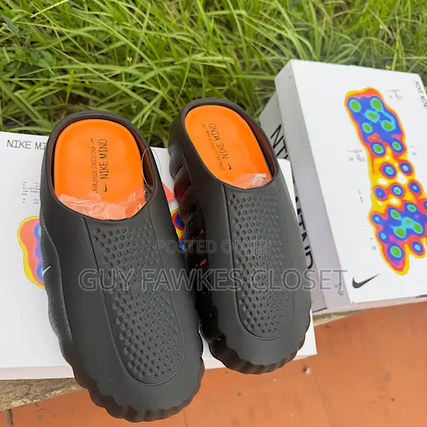Nike Mind Slipper