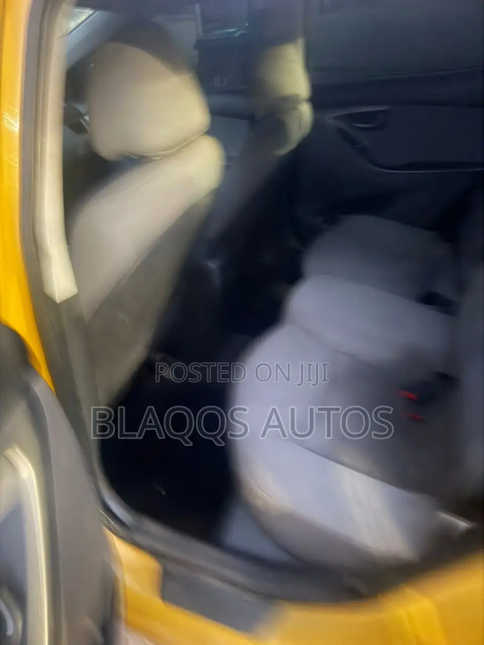 Hyundai Elantra 2013 Yellow