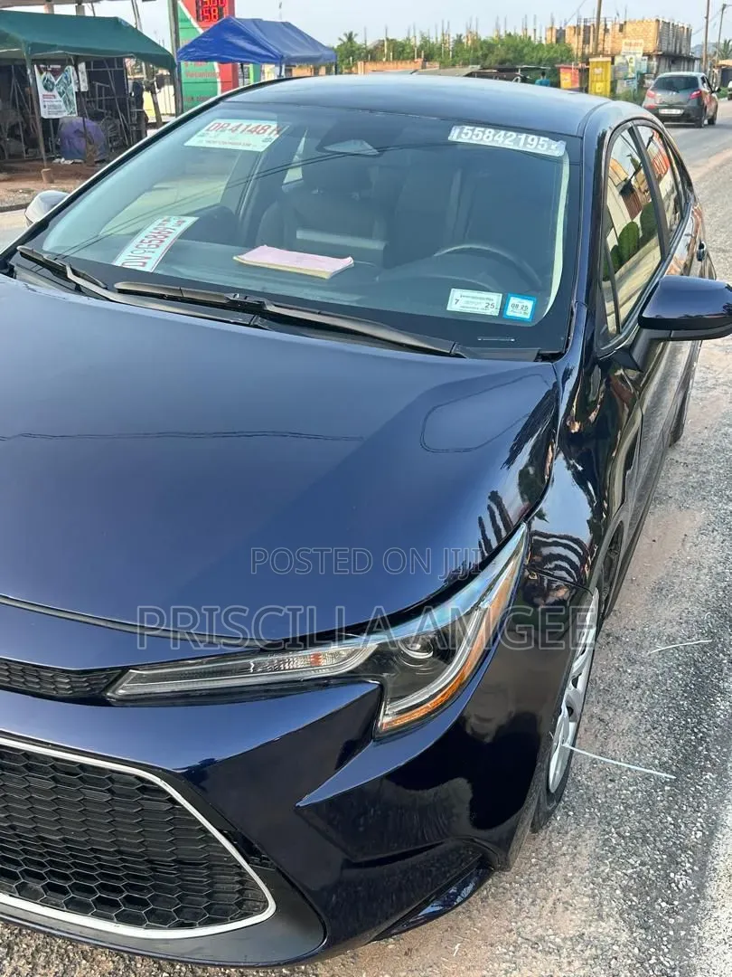 Toyota Corolla 2023 Blue