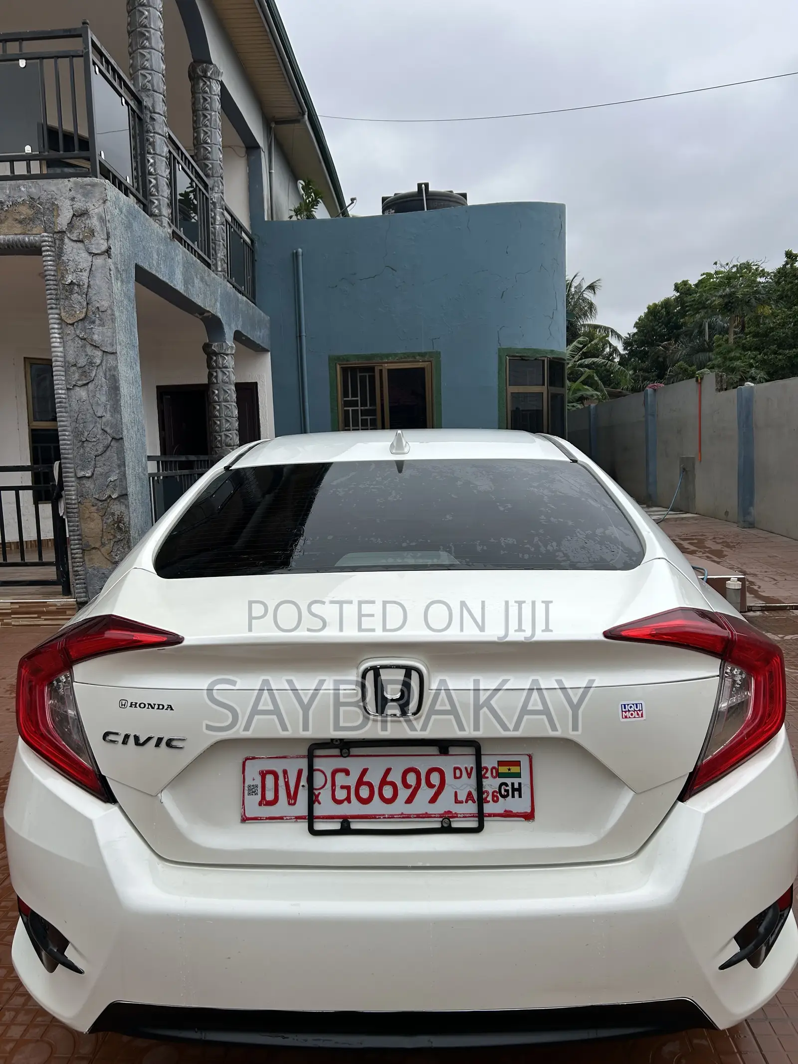 Honda Civic EX Sedan 2018 Off white
