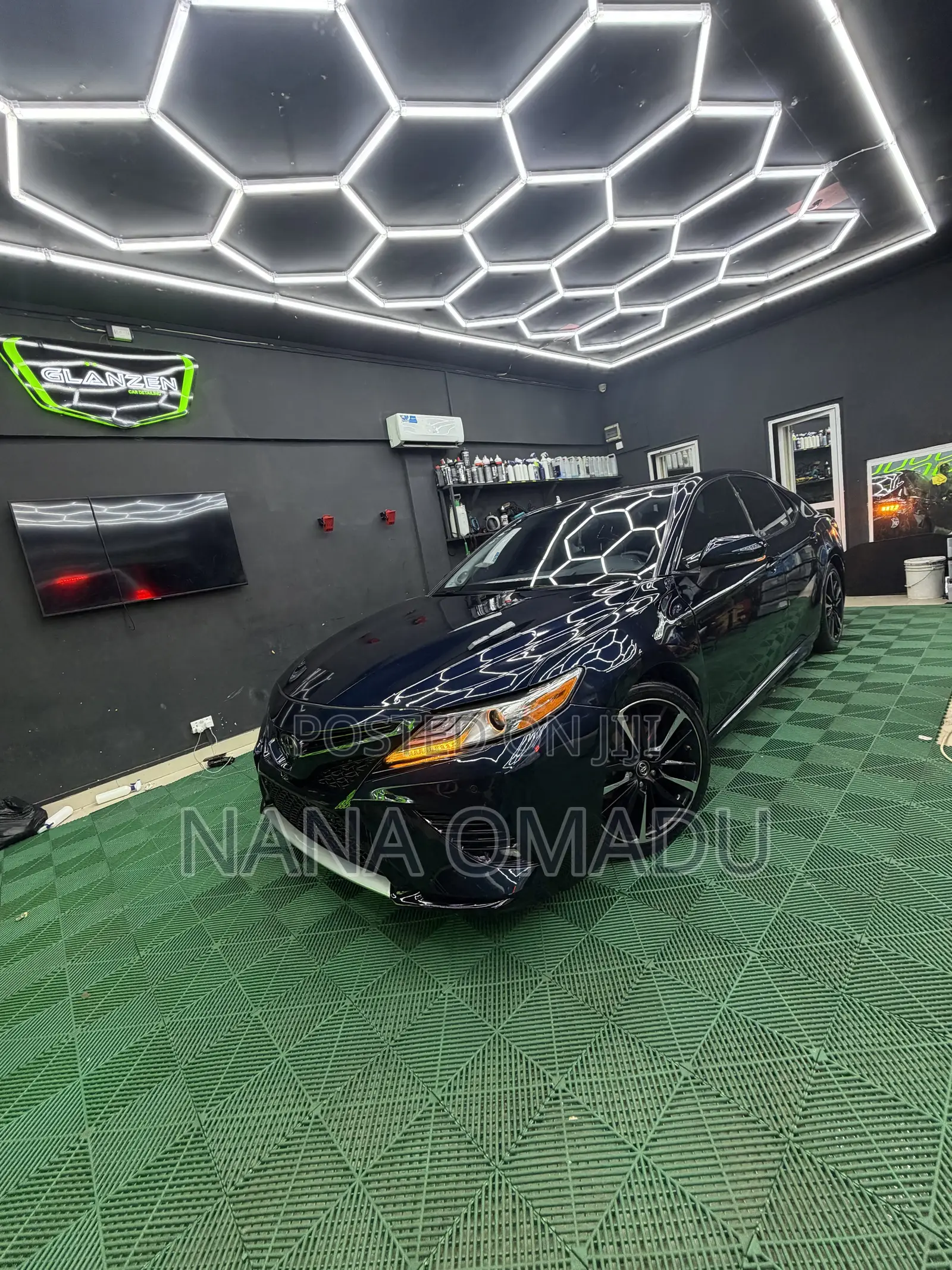 Toyota Camry XSE (2.5L 4cyl 8A) 2019 Blue