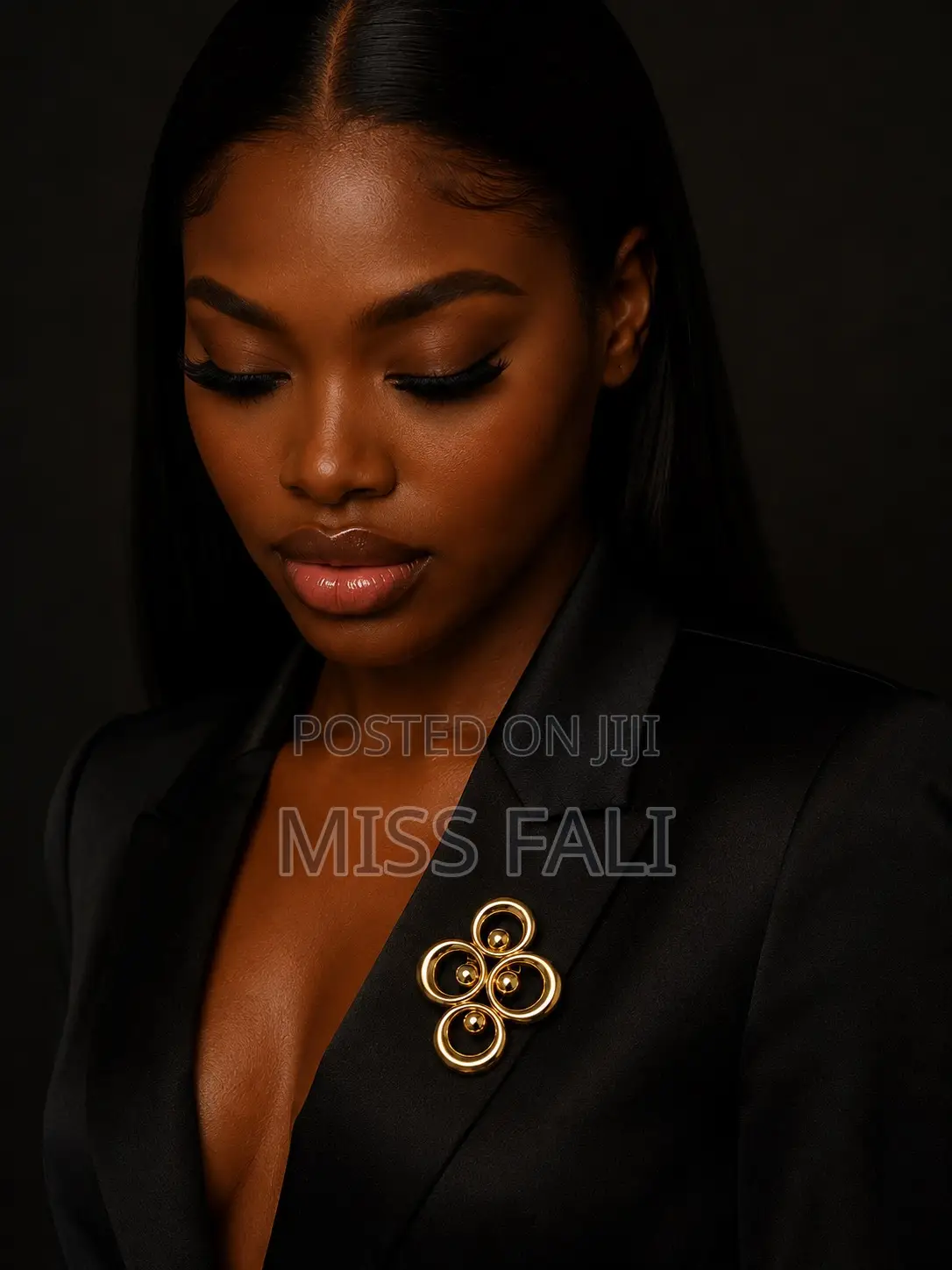 The Aurelia Brooch