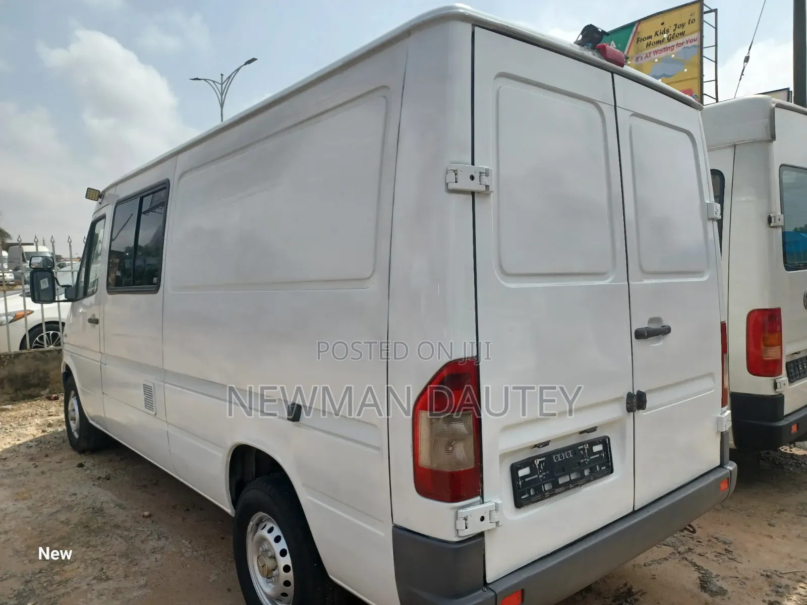 Mercedes-Benz Sprinter 2005 White