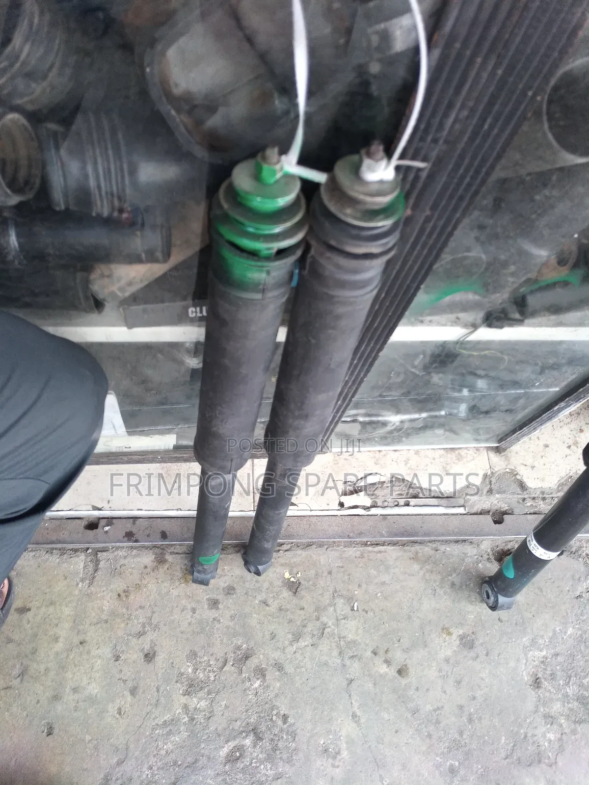 Toyota Vitz 4x4 Back Shocks Absorbers