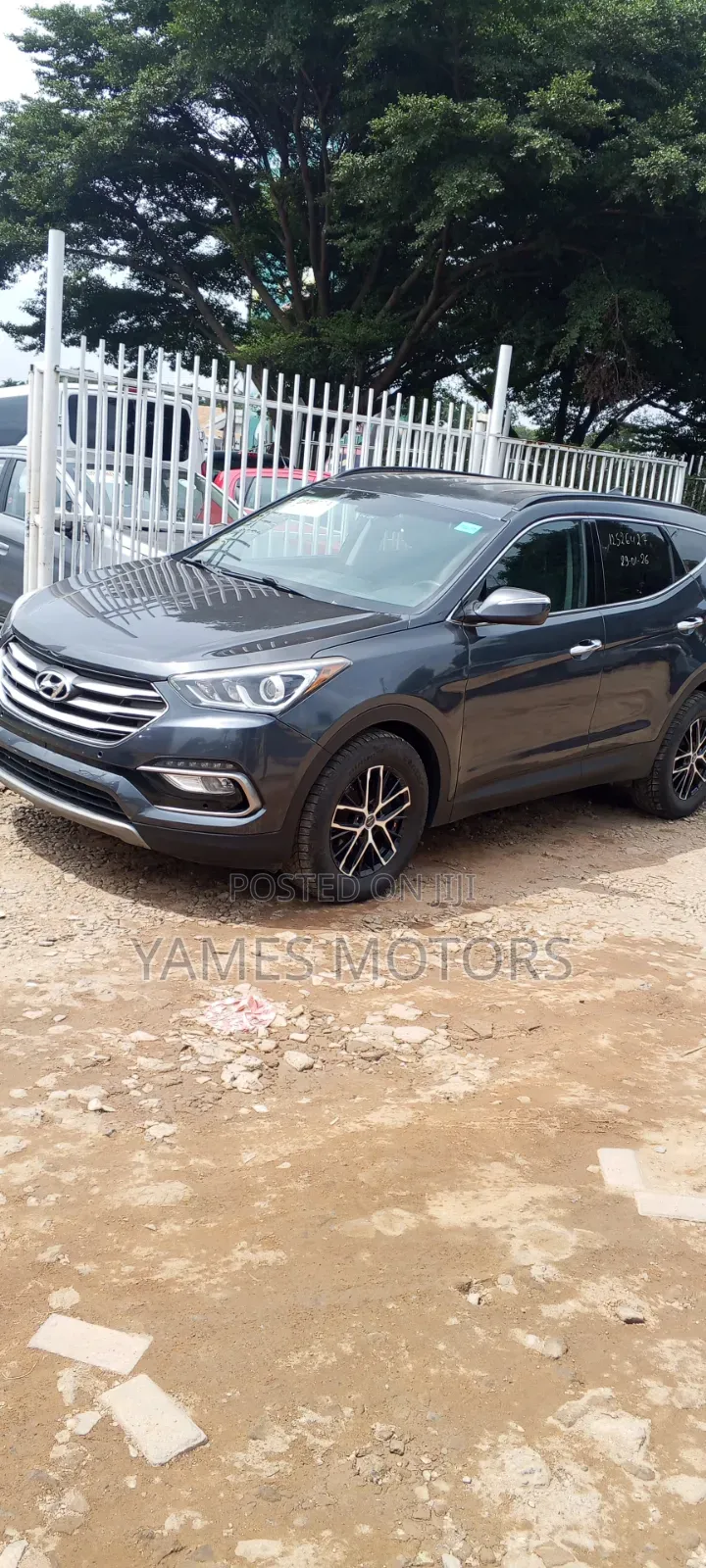 Hyundai Santa Fe 2016 Gray