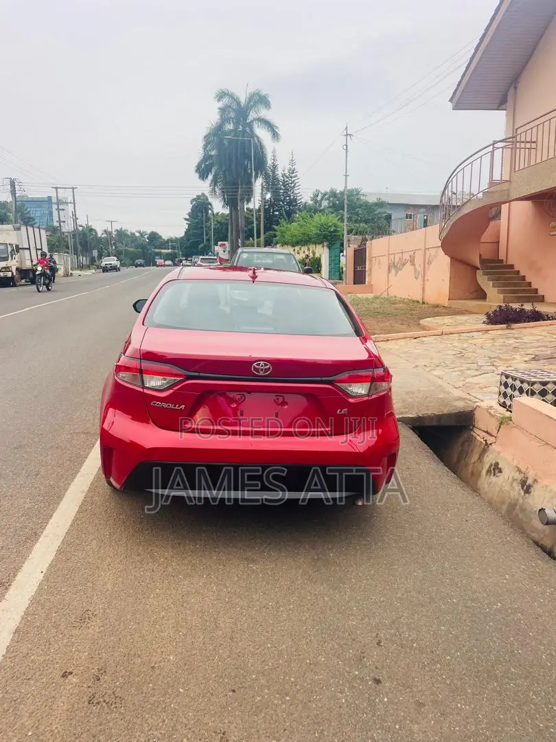Toyota Corolla 2022 Red