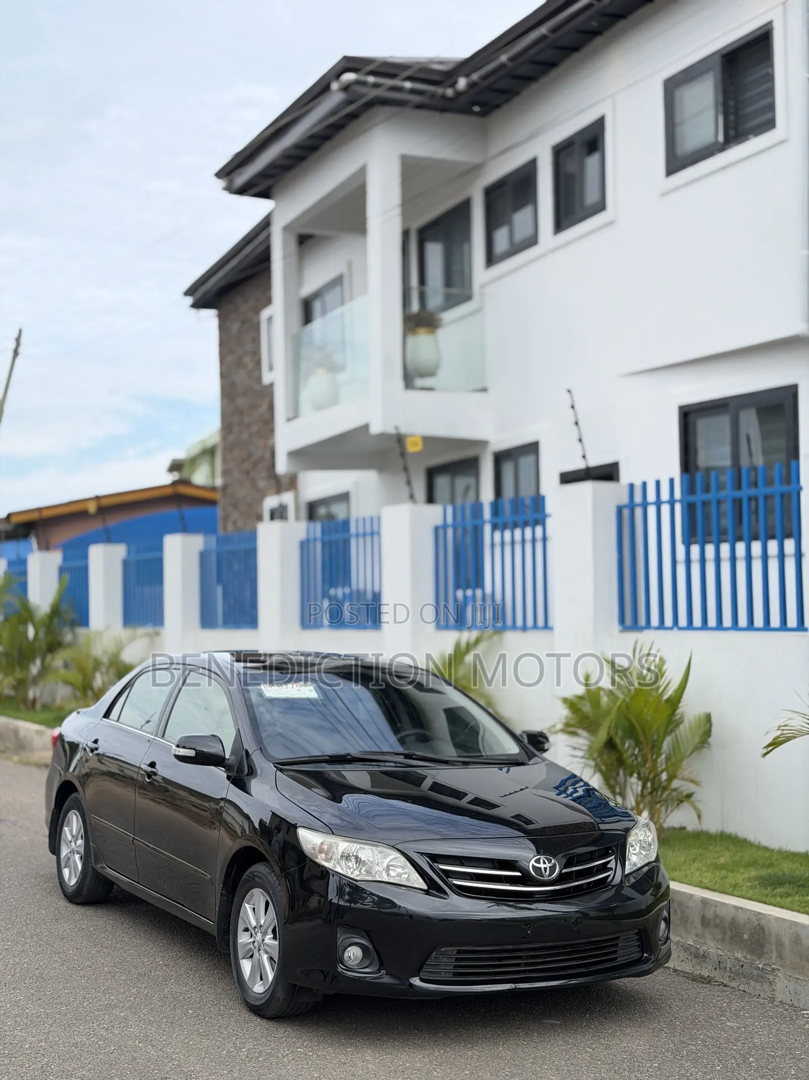 Toyota Corolla LE 4dr Sedan (1.8L 4cyl 4A) 2012 Black