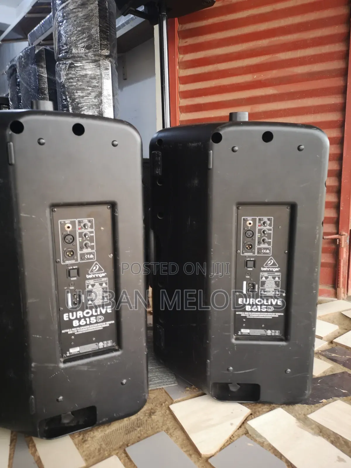 Behringer Eurolive B615D Active PA Speakers