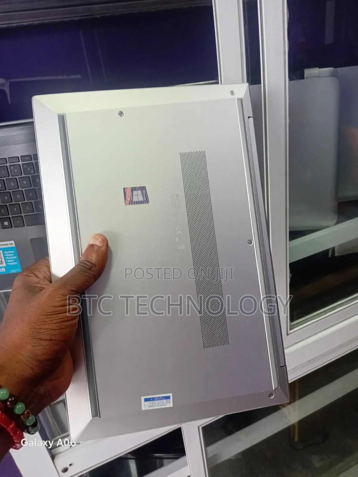 New Laptop HP EliteBook 840 G8 16GB Intel Core i5 SSD 256GB